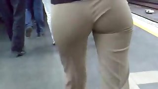 Flakita filming her nice ass toward home