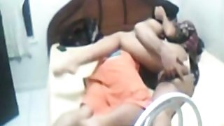 Big ass Arab girlfriend kisses her man and prepares for sex